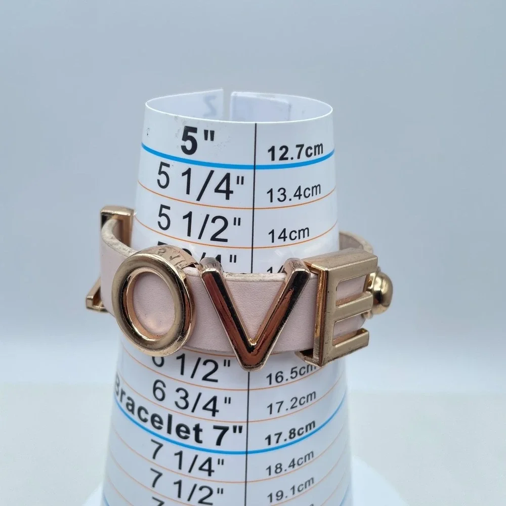 Valentine Gift Fashion Gold-Tone Classic Pink Vegan Leather "Love" Snap Bracelet - Picture 10 of 10